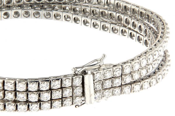 TDP22T-001-CH25 AURUM Srl Pyramidal tennis bracelet triple row natural diamonds
